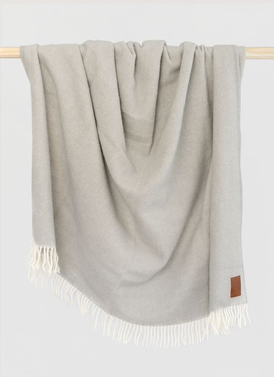 Lumiere Lambswool Throw - Dove Grey