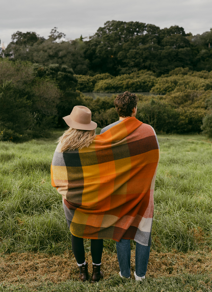 Heritage Lambswool Throw - Maple Check