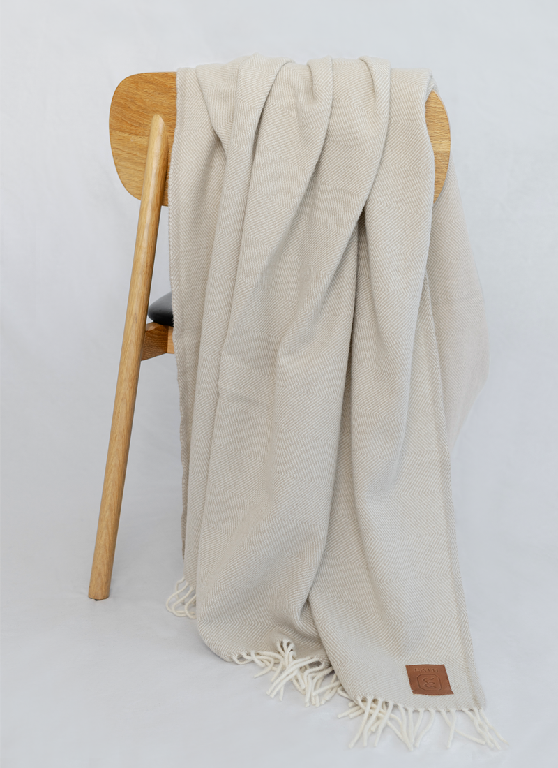 Lumiere Lambswool Throw - Soft Oat